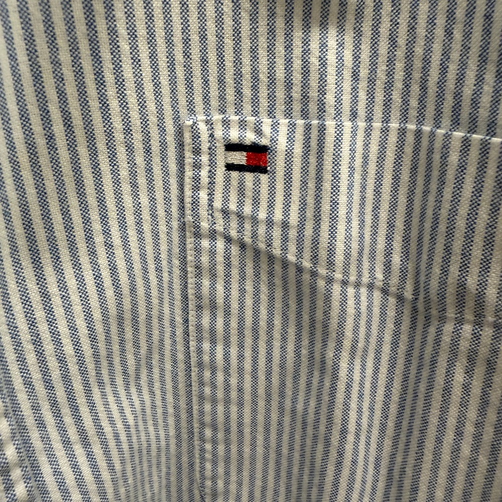 Tommy Hilfiger Men’s Split-Design Shirt - Red/Navy Plaid & Light Blue Stripe - Picture 3 of 5
